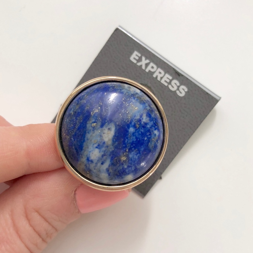 Express blue semi precious round cocktail ring